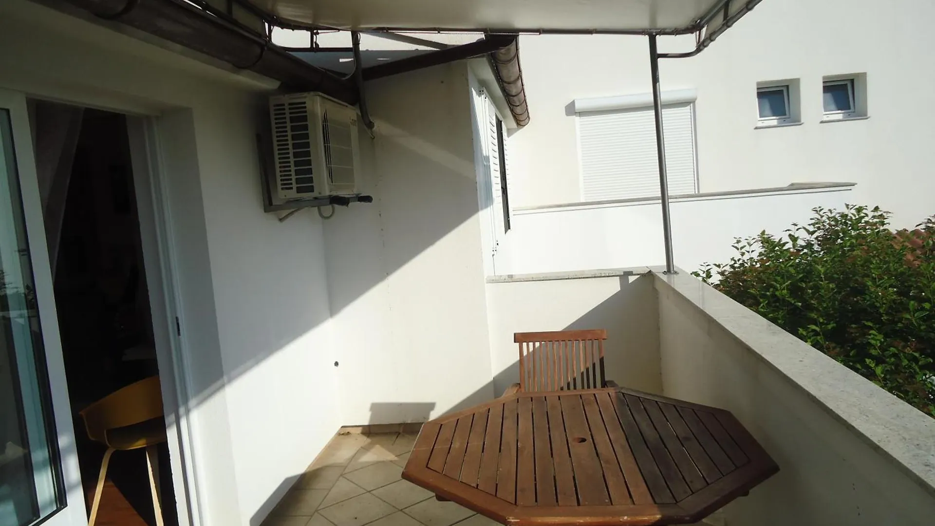 Apartment Apartman Sweet Home Palit