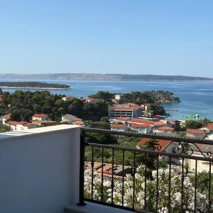 D&m Apartment